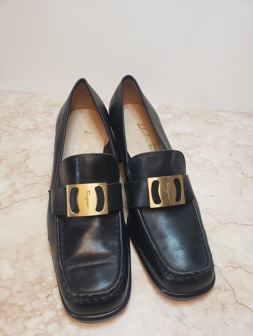 Salvatore Ferragamo Black Leather Women's Heeled Loafers with Gold Buckle 38 - Picture 2 of 6
